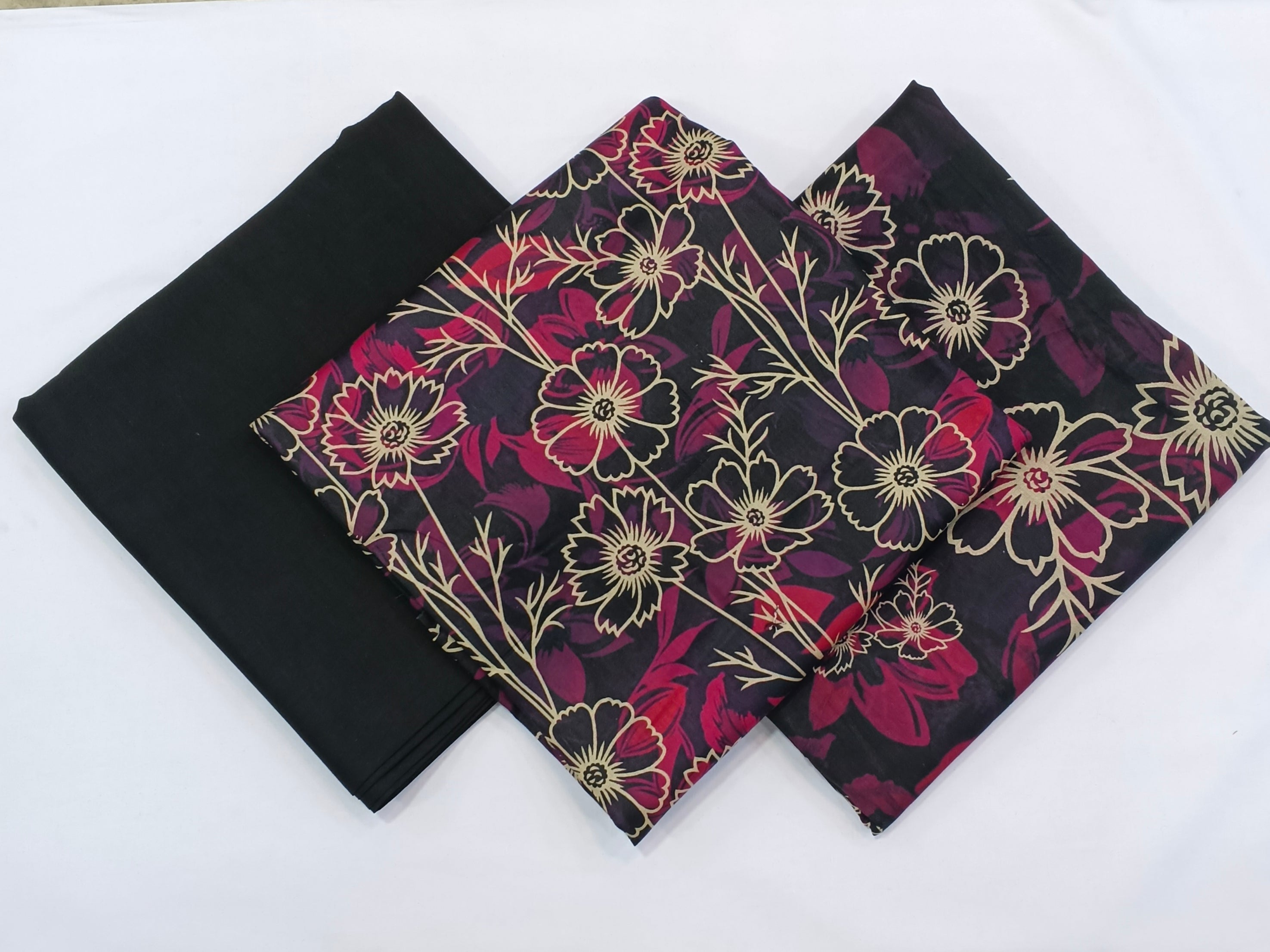 Premium Lawn 4 Piece Printed Suit
